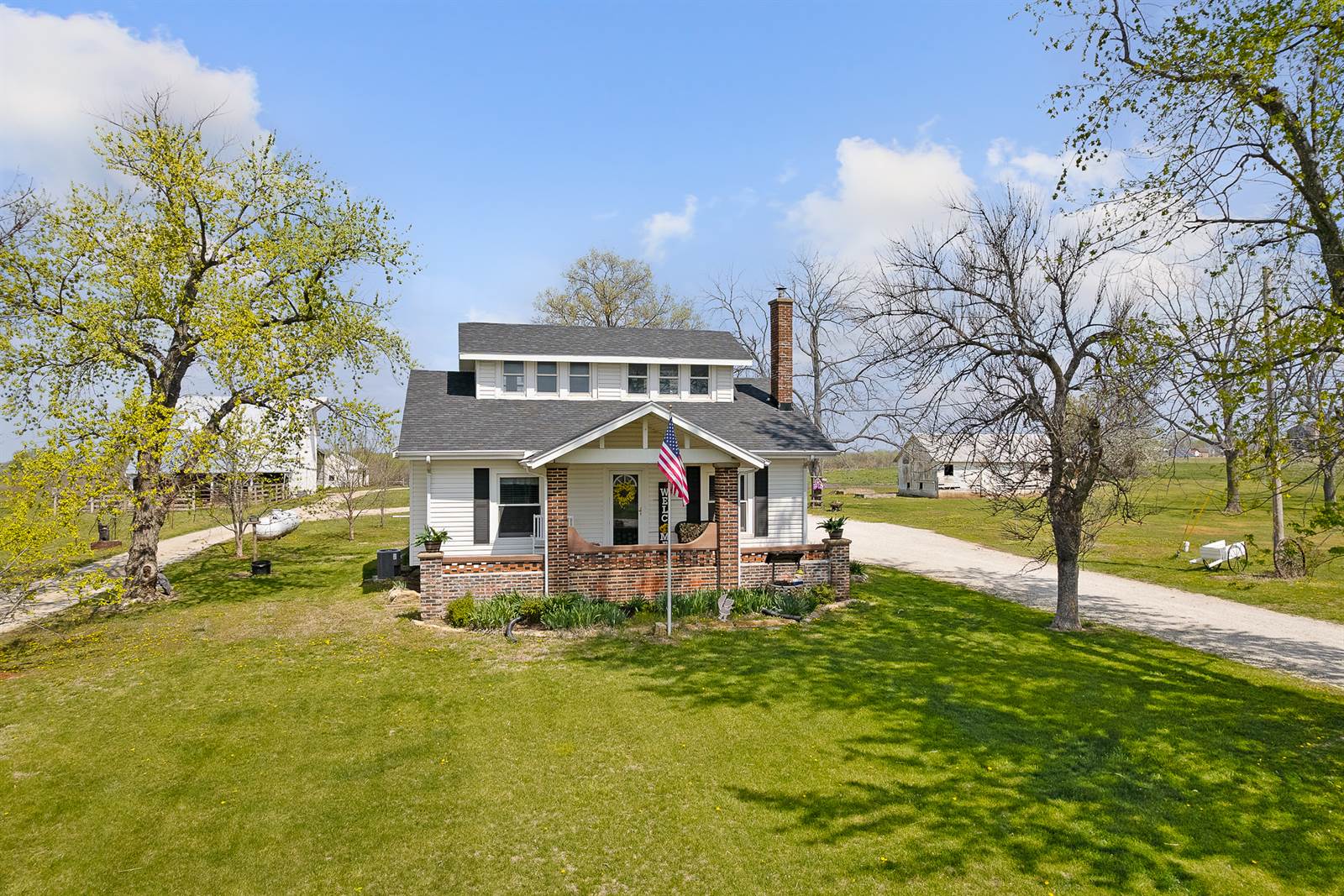 9006 E State Route W, Drexel, MO 64742