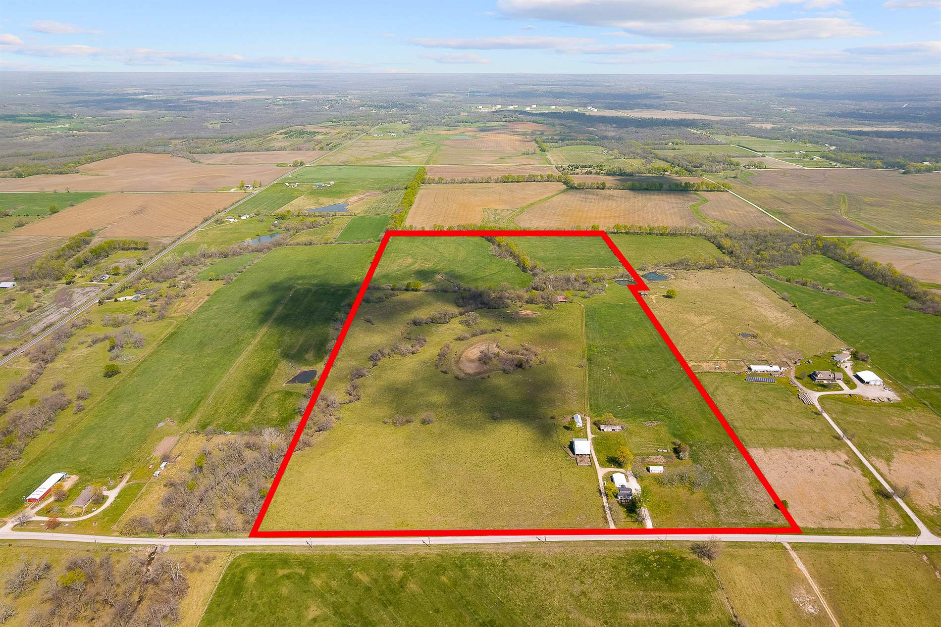 9006 E State Route W, Drexel, MO 64742