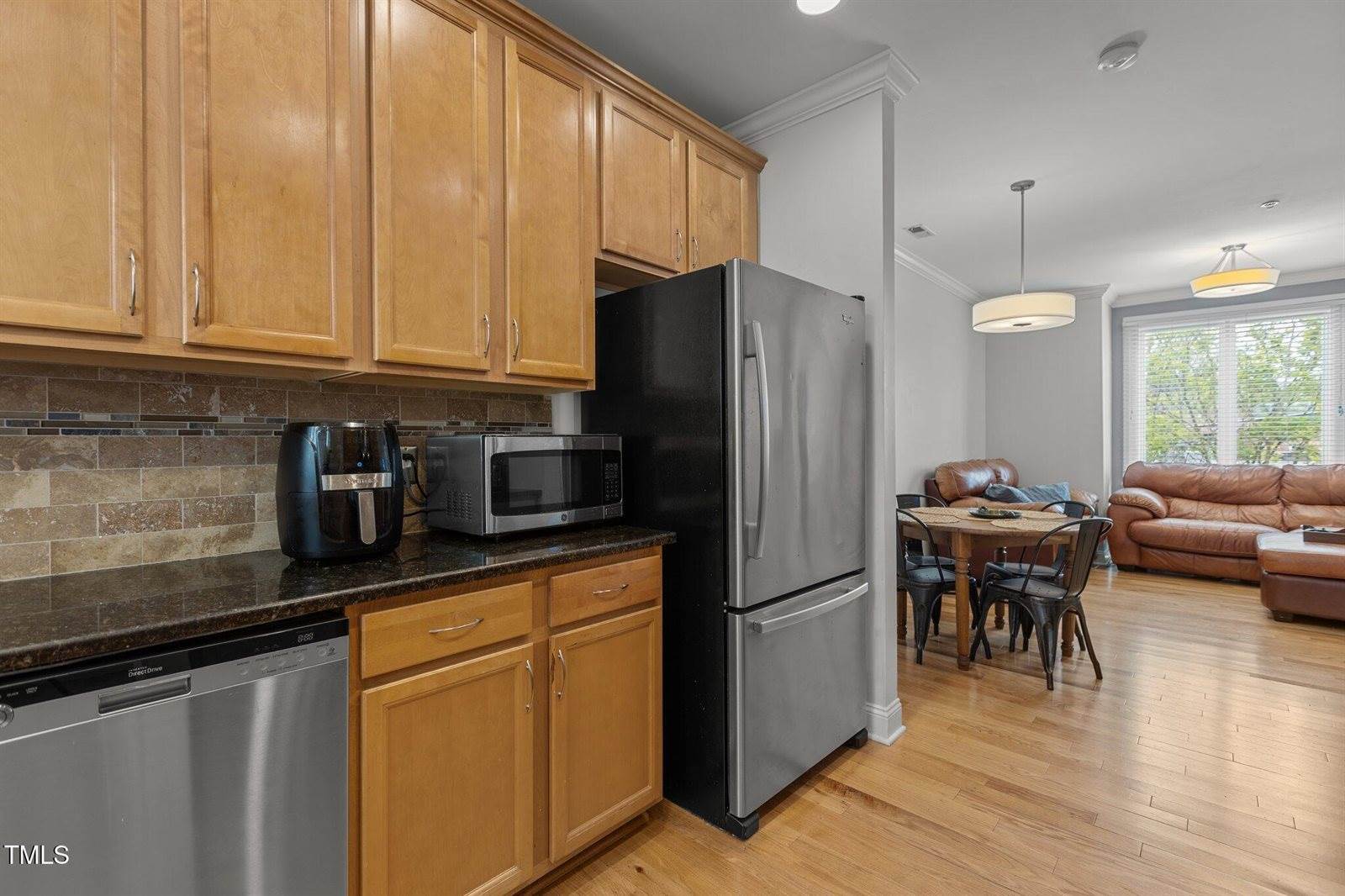 400 West Rosemary Street, Unit 104, Chapel Hill, NC 27516