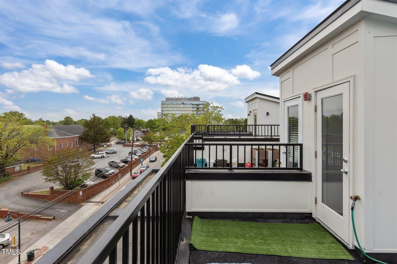 400 West Rosemary Street, Unit 104, Chapel Hill, NC 27516