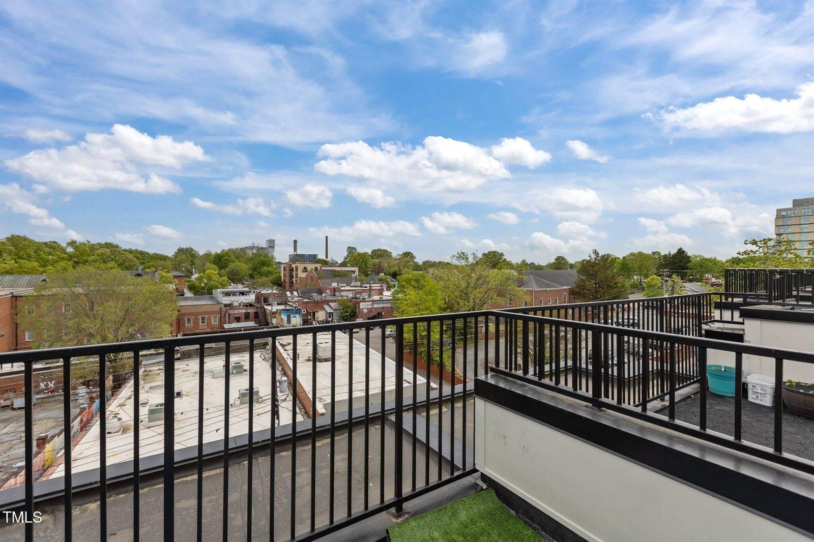 400 West Rosemary Street, Unit 104, Chapel Hill, NC 27516