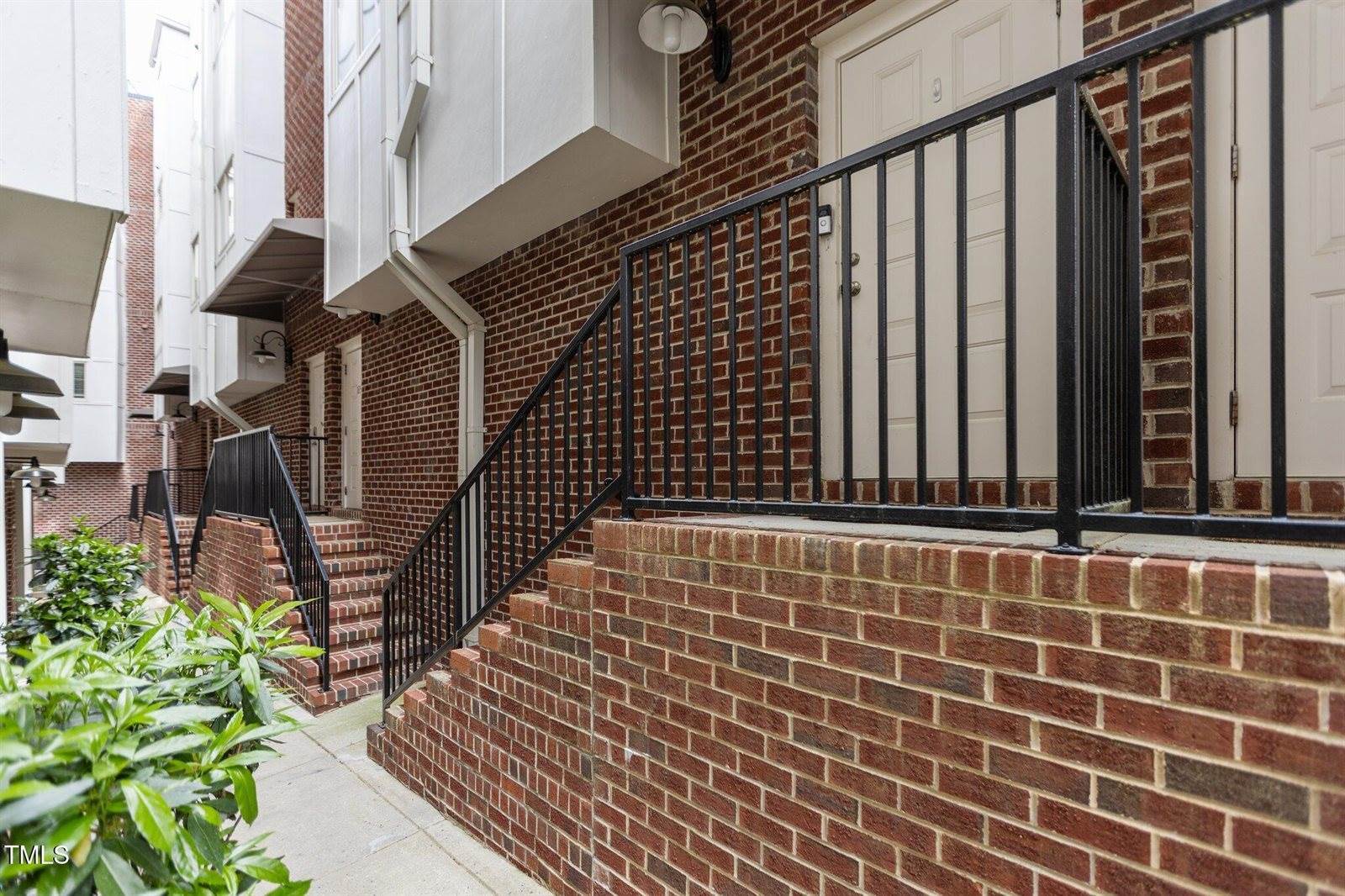 400 West Rosemary Street, Unit 104, Chapel Hill, NC 27516