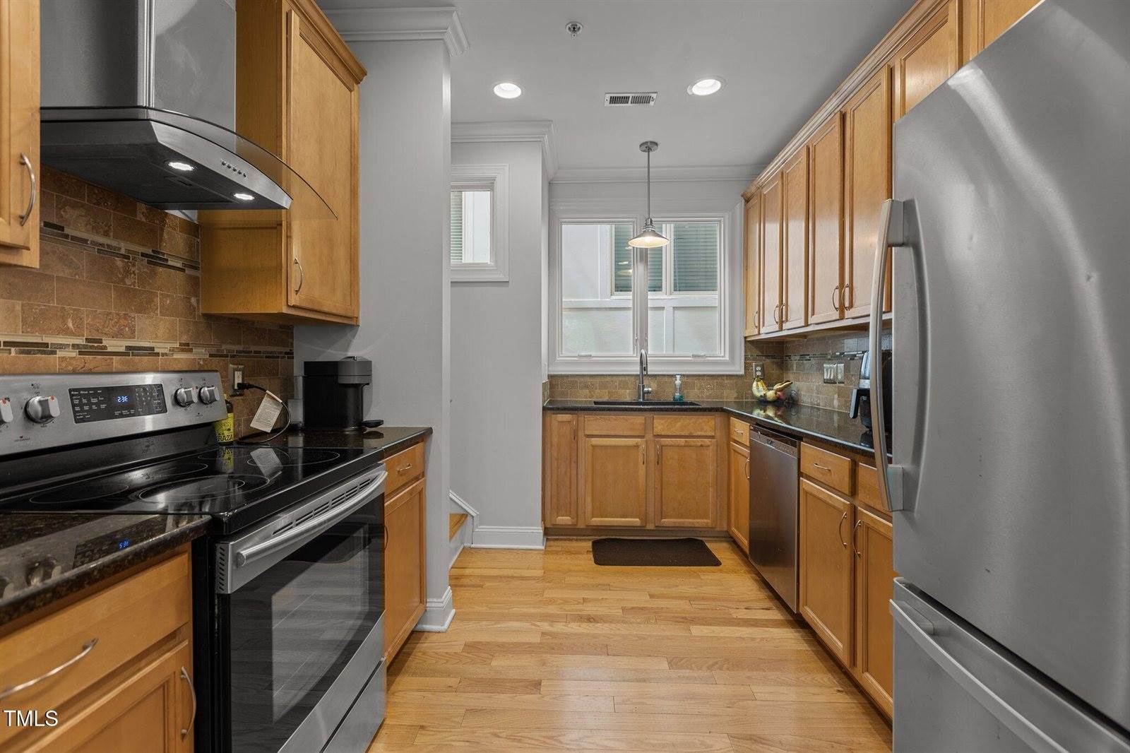 400 West Rosemary Street, Unit 104, Chapel Hill, NC 27516