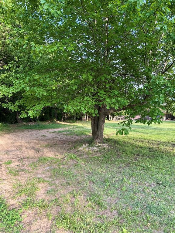 3205 Flora Street, Burleson, TX 76028