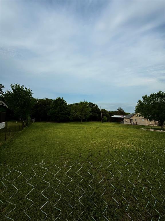 3205 Flora Street, Burleson, TX 76028