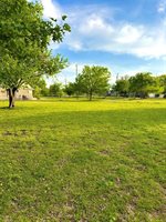 3205 Flora Street, Burleson, TX 76028