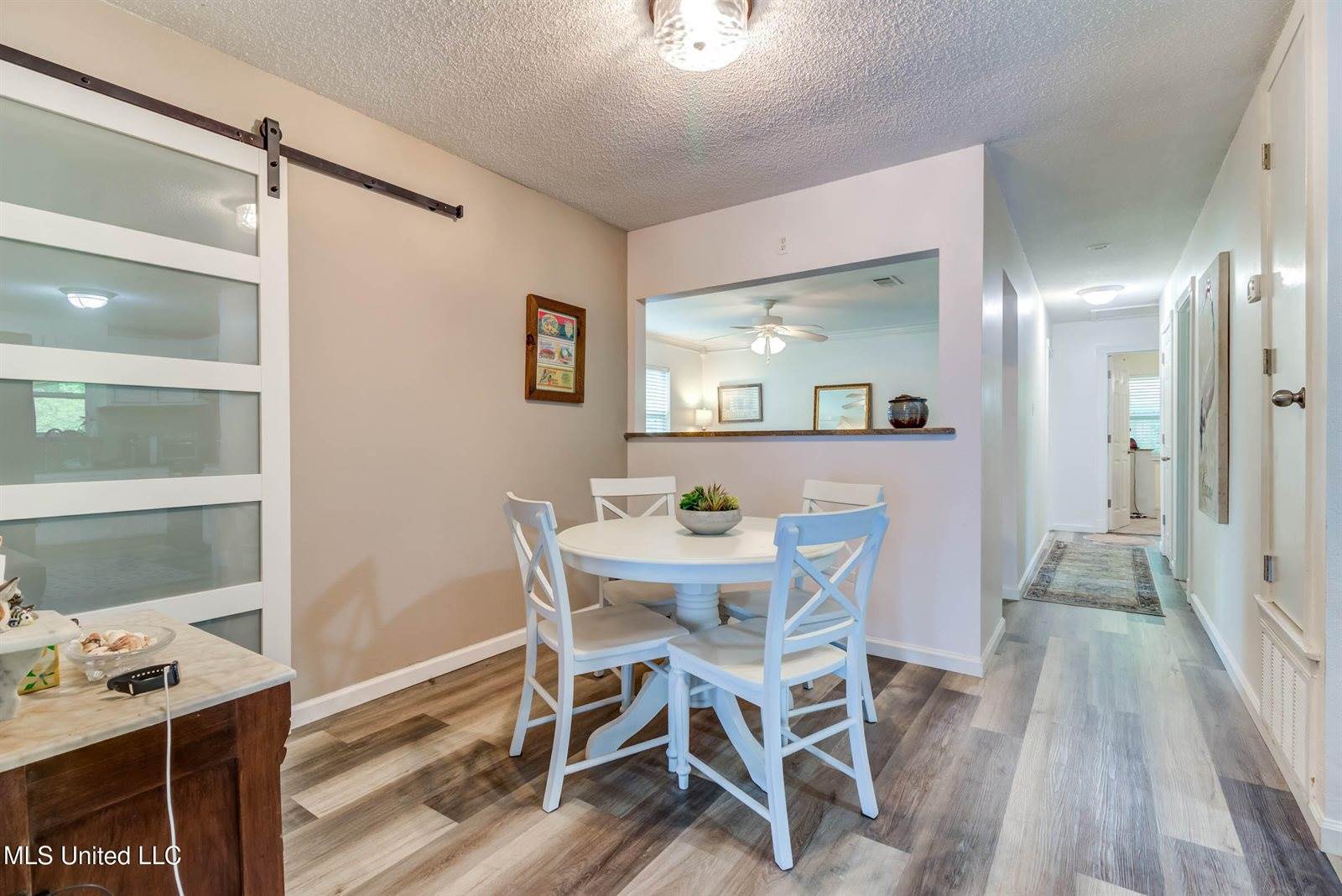 450 Whispering Pine Drive, Ocean Springs, MS 39564