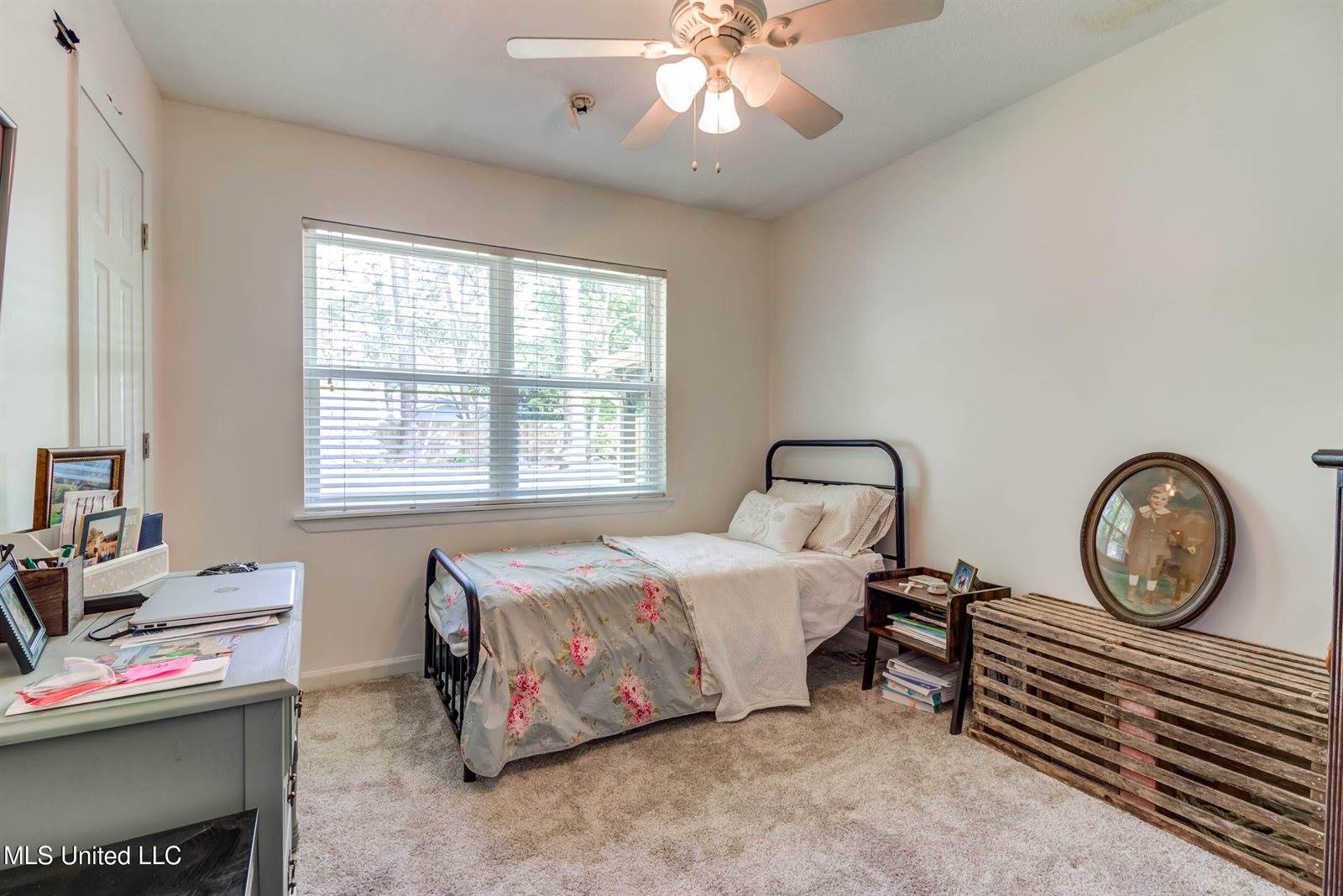 450 Whispering Pine Drive, Ocean Springs, MS 39564