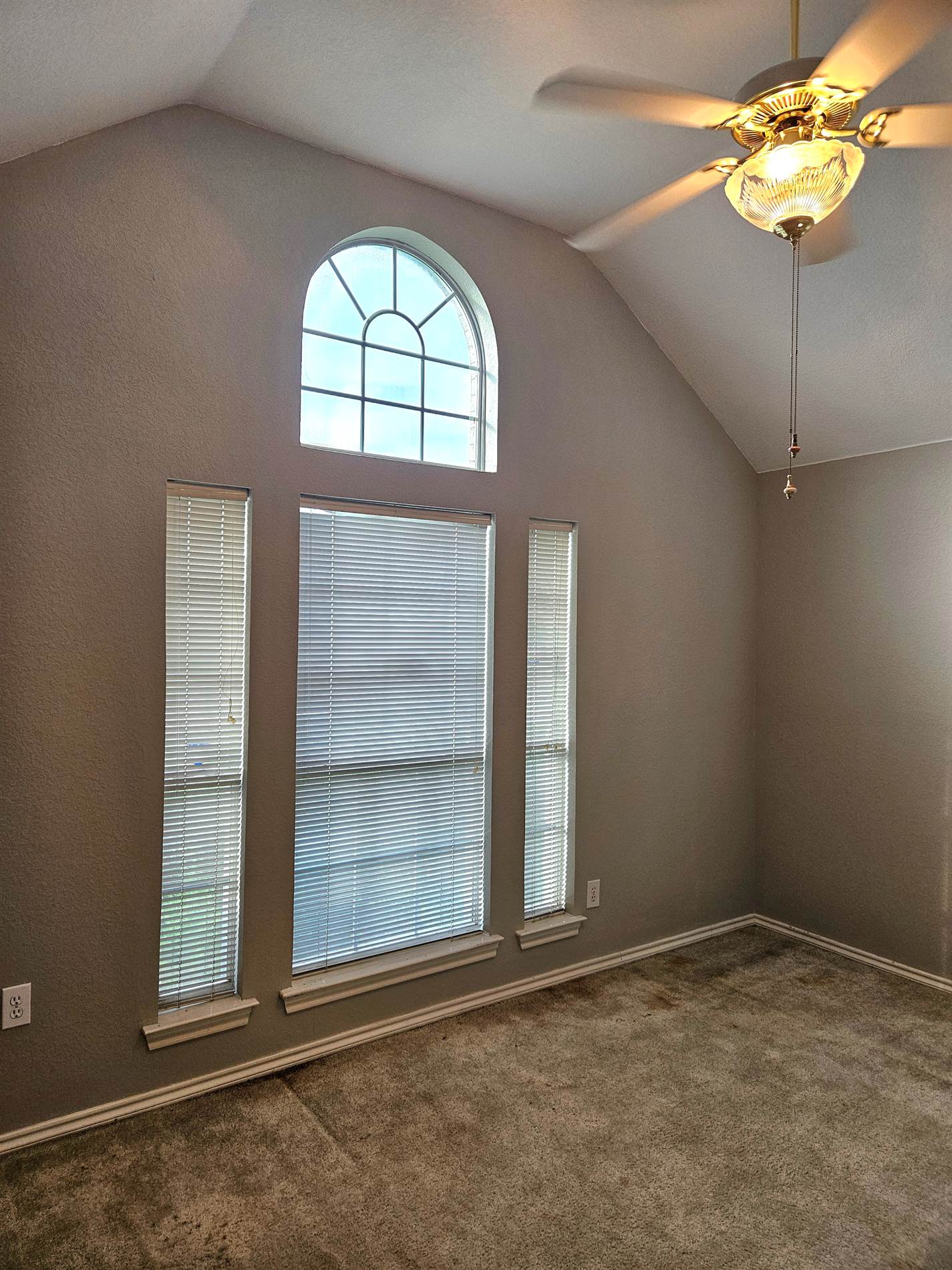 1145 Westgrove Dr., Saginaw, TX 76179