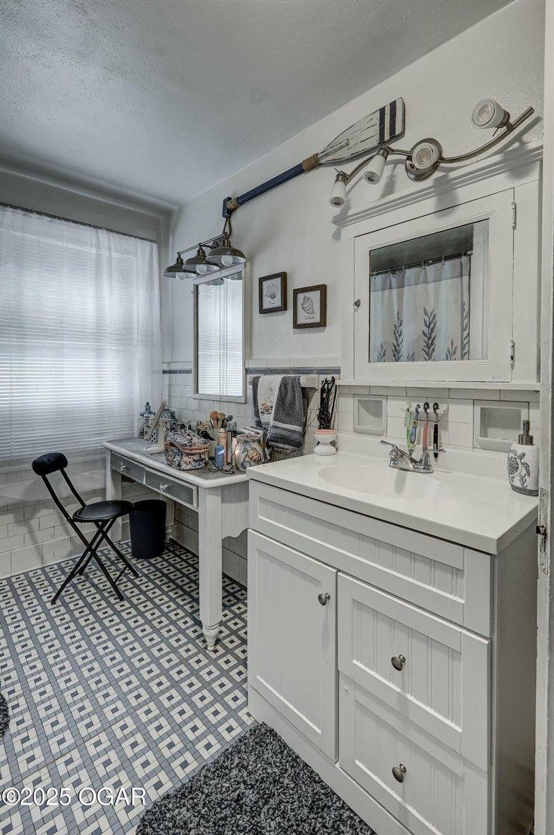 110 North Connor Avenue, Joplin, MO 64801