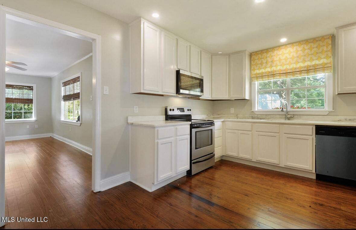 4466 Beatline Road, Long Beach, MS 39560