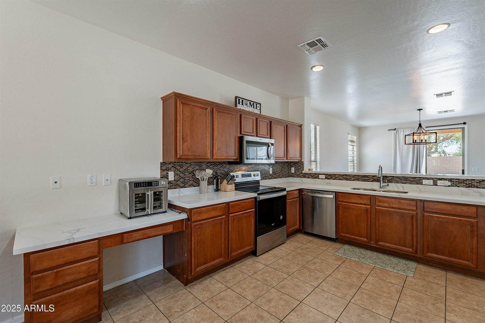 6959 South Wilson Drive, Chandler, AZ 85249