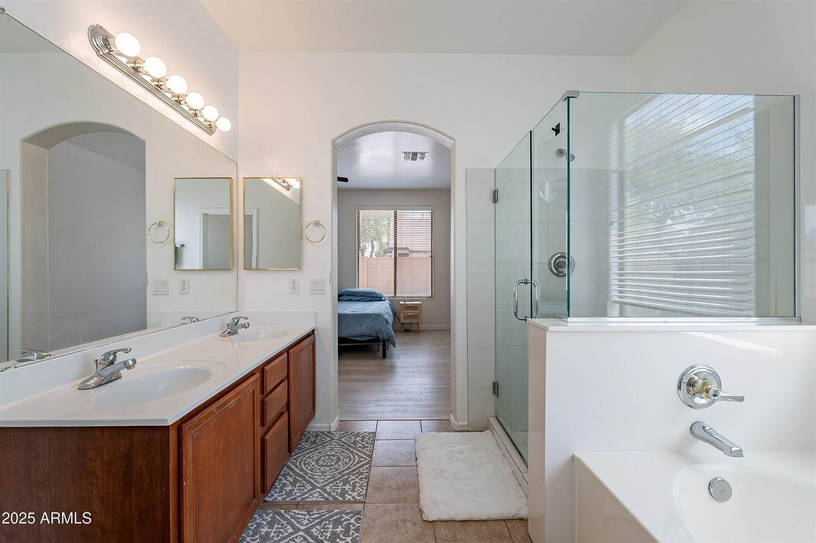 6959 South Wilson Drive, Chandler, AZ 85249