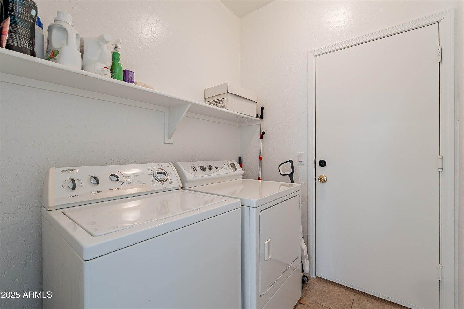 6959 South Wilson Drive, Chandler, AZ 85249