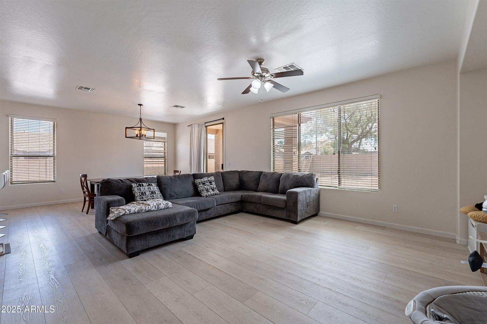 6959 South Wilson Drive, Chandler, AZ 85249