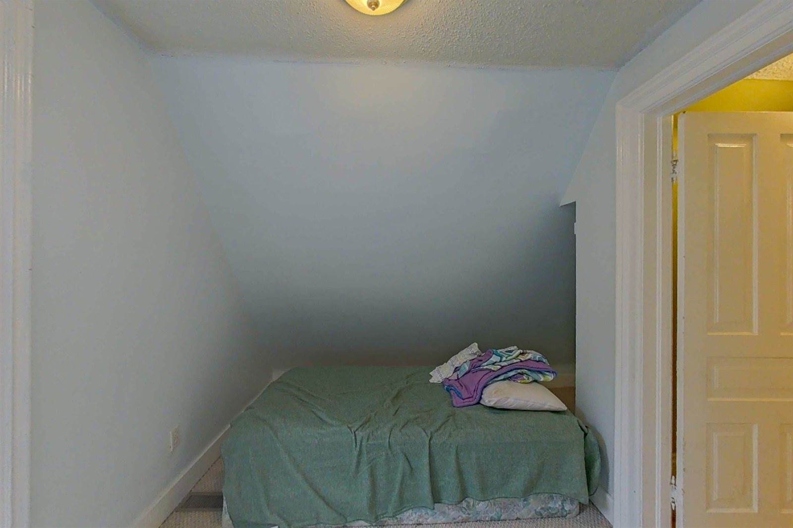 515 East Grand River Avenue, HowellCity_Livingston, MI 48843