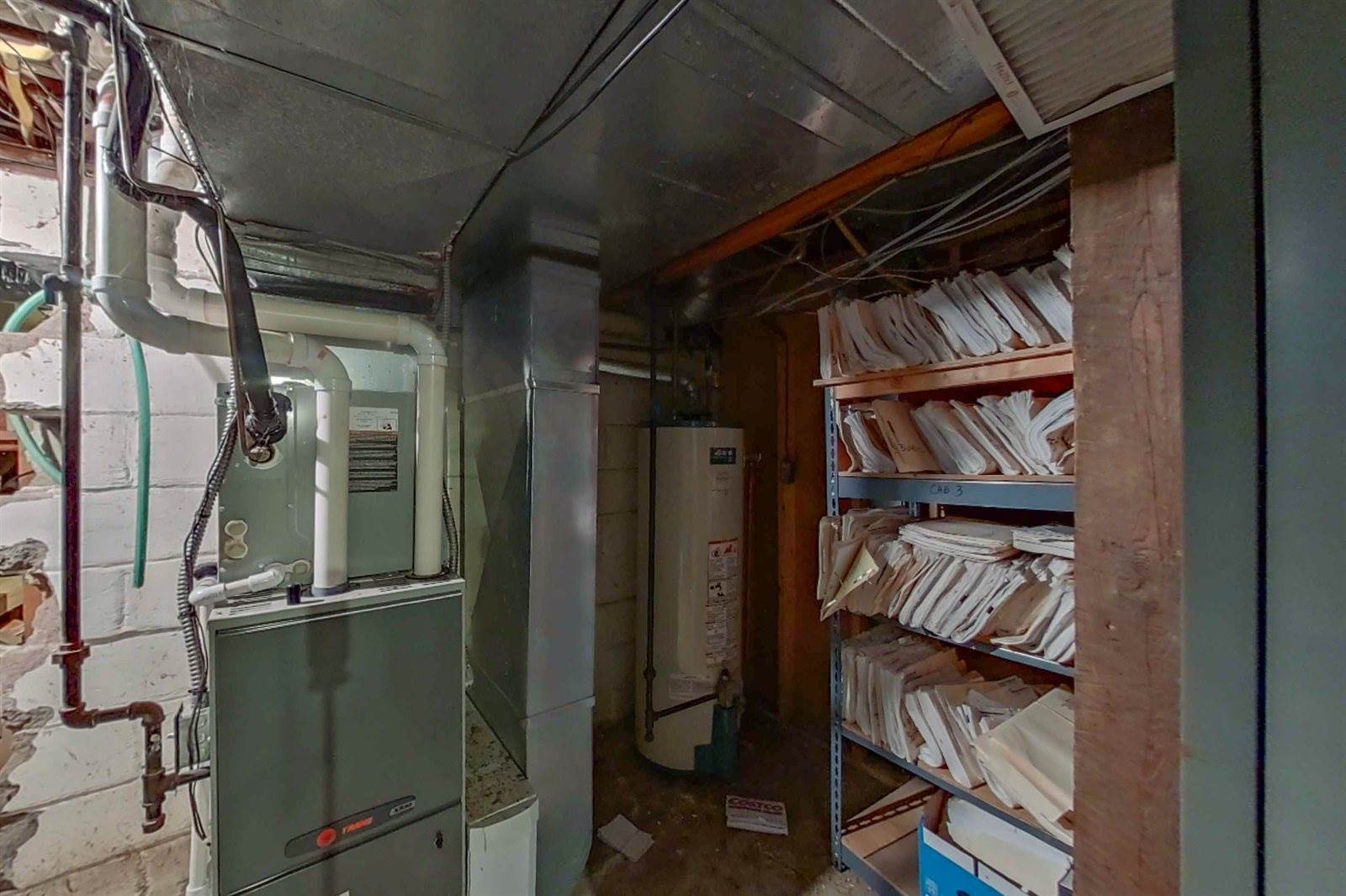 515 East Grand River Avenue, HowellCity_Livingston, MI 48843