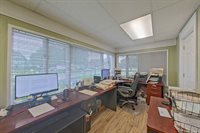 515 East Grand River Avenue, HowellCity_Livingston, MI 48843