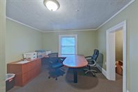 515 East Grand River Avenue, HowellCity_Livingston, MI 48843