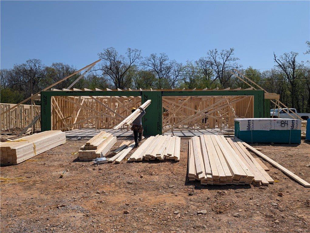 6300 & 6302 Kathleen Street, Bentonville, AR 72713