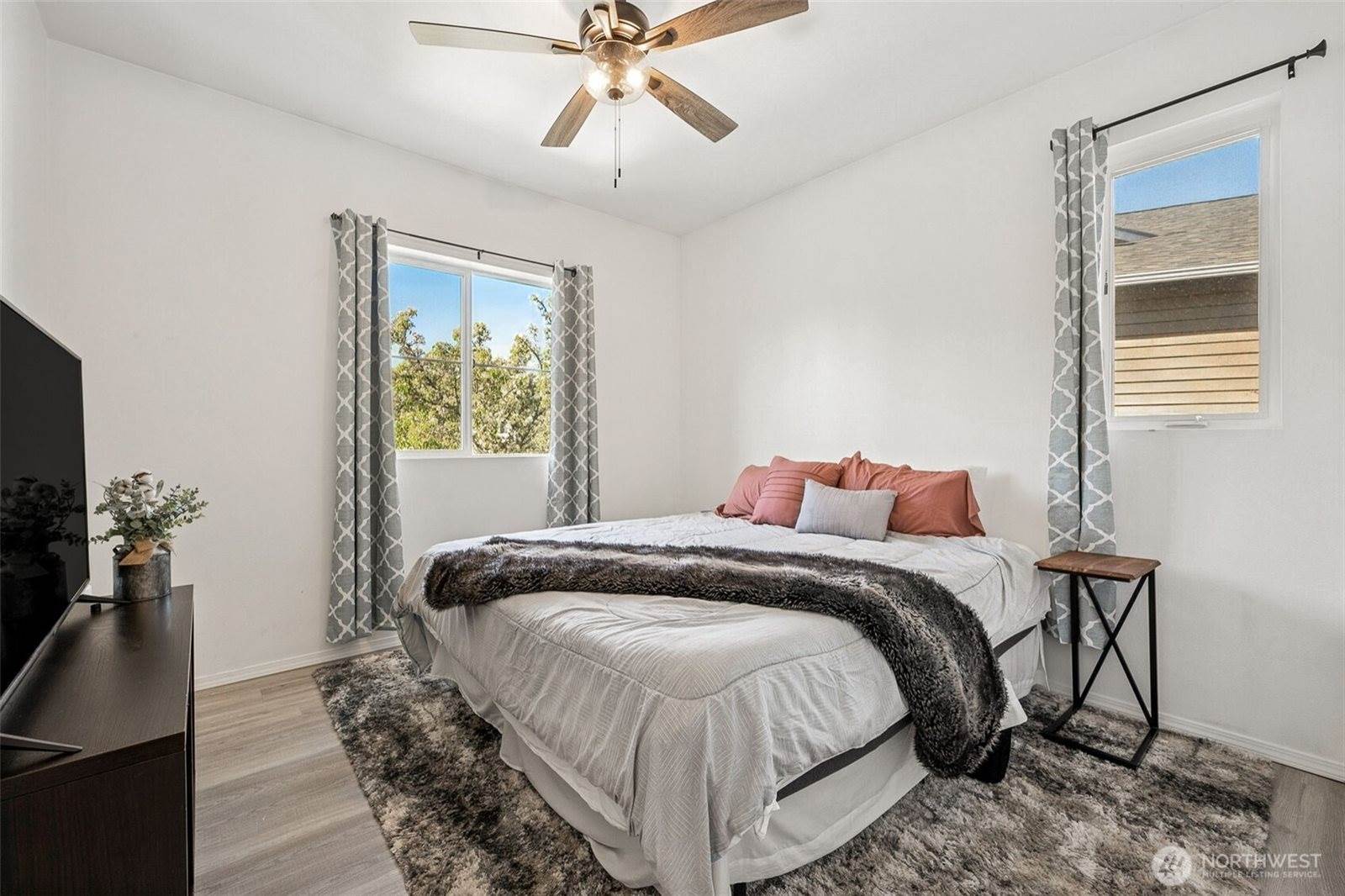 2055 Simmons Street, Dupont, WA 98327