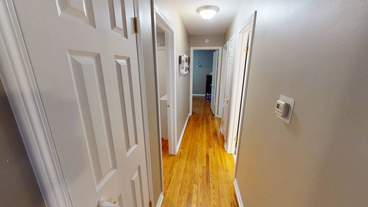 11706 W 69th St, Shawnee, KS 66203