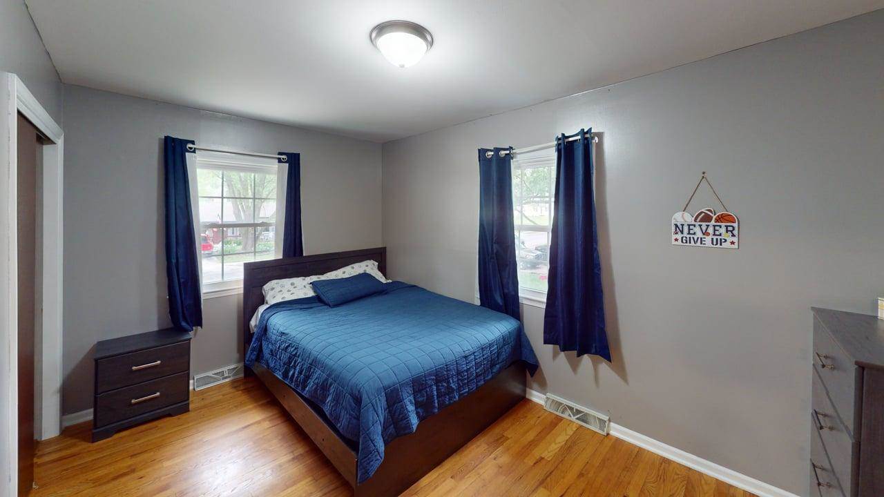 11706 W 69th St, Shawnee, KS 66203