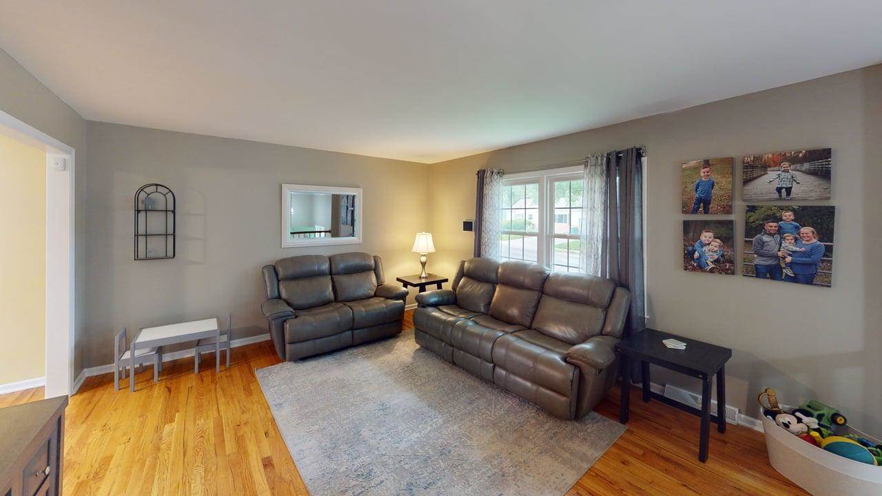 11706 W 69th St, Shawnee, KS 66203