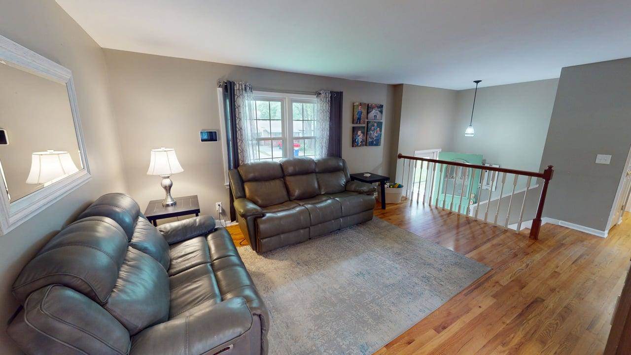 11706 W 69th St, Shawnee, KS 66203