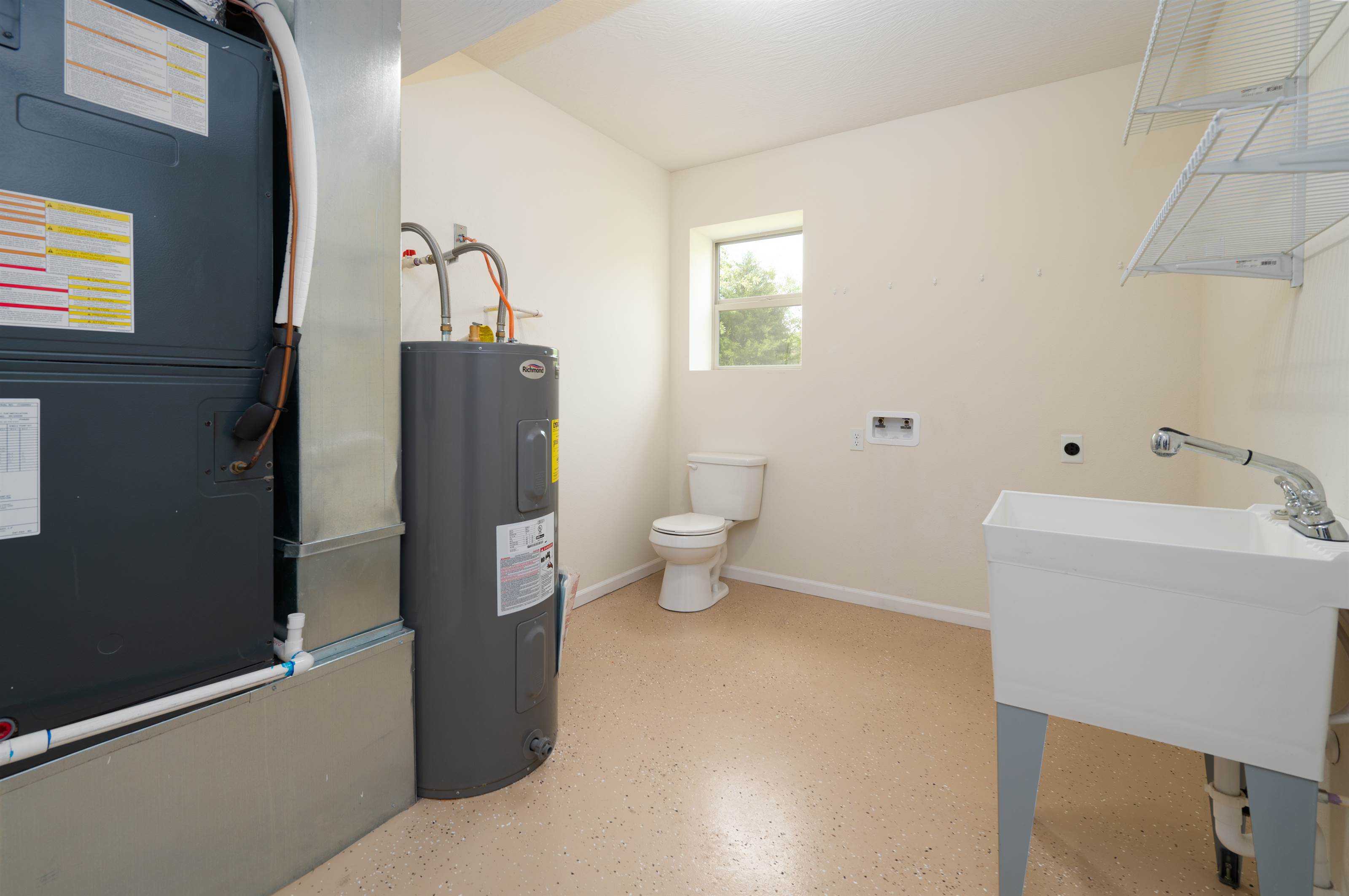 14149 Hopi lane, Dixon, MO 65459