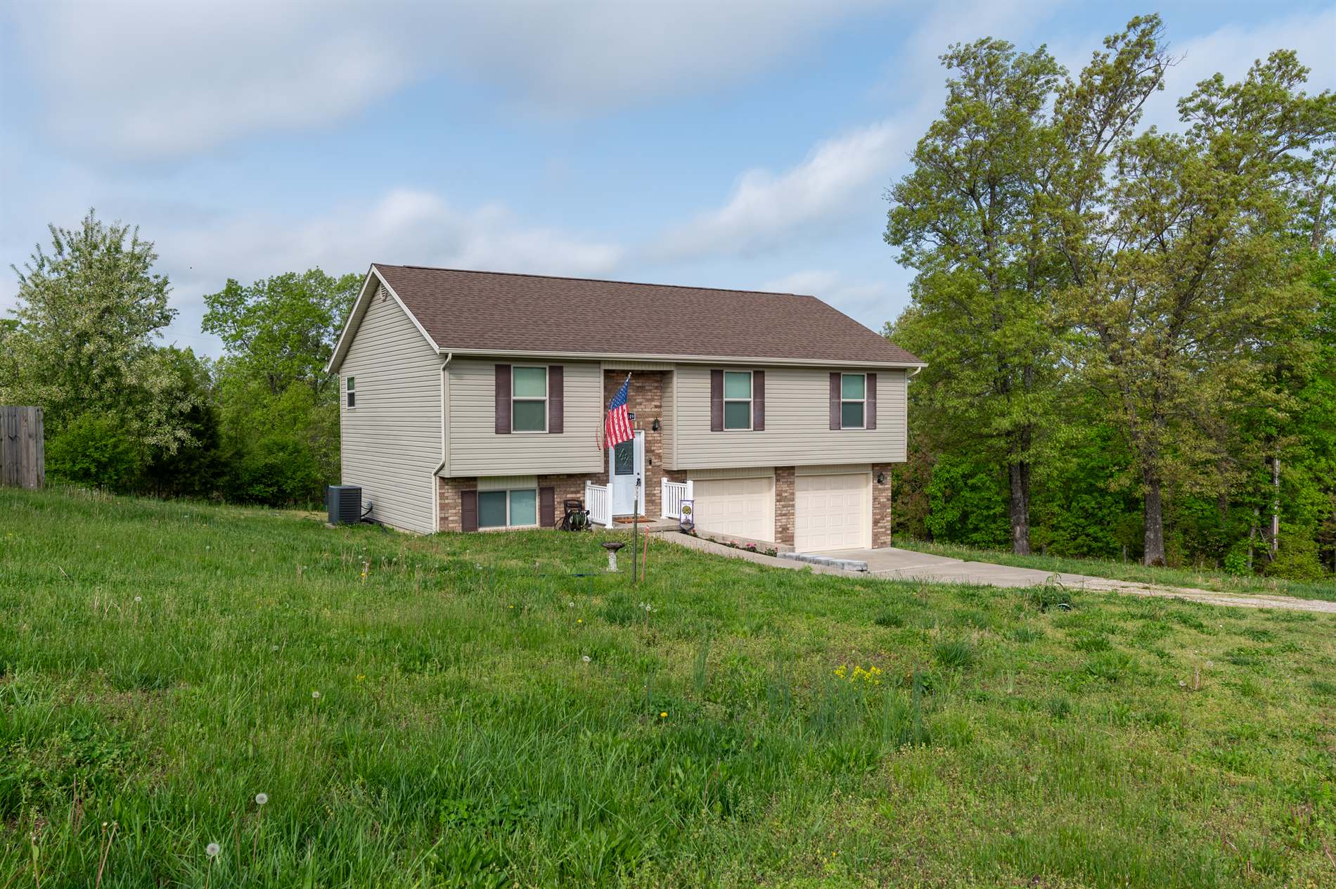 14149 Hopi lane, Dixon, MO 65459