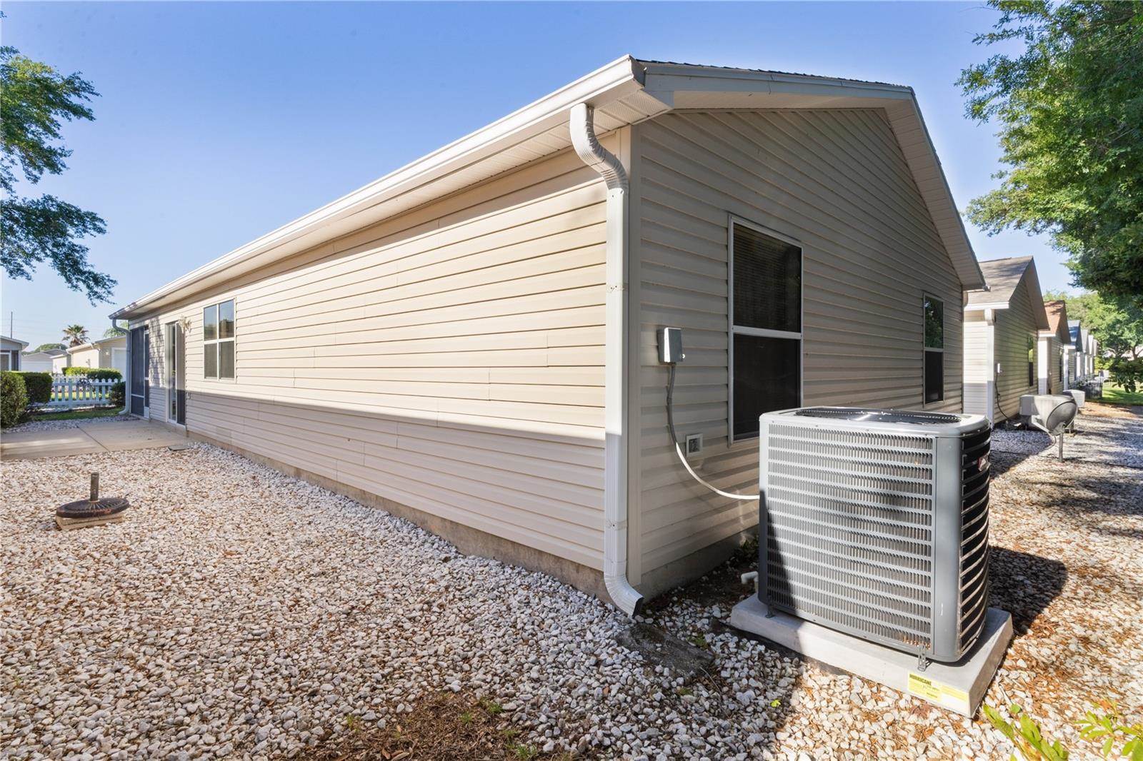 9325 SE 172nd Garden Street, The Villages, FL 32162