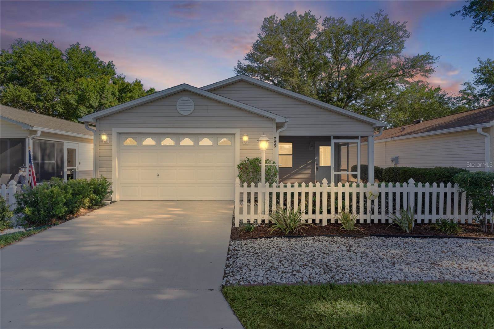 9325 SE 172nd Garden Street, The Villages, FL 32162