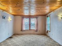 10 W Juliand St, Greene, NY 13778