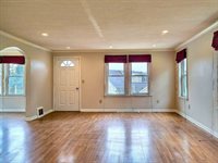 10 W Juliand St, Greene, NY 13778