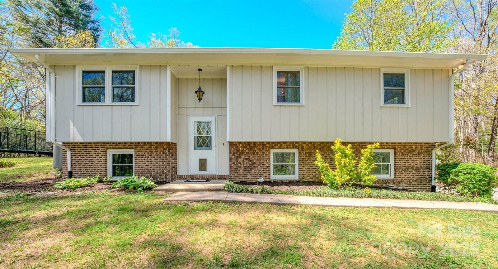 280 Fletcher View Drive, Fletcher, NC 28732