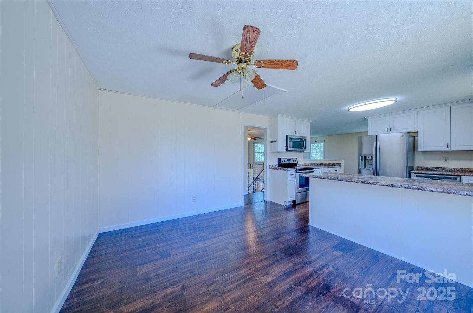 280 Fletcher View Drive, Fletcher, NC 28732