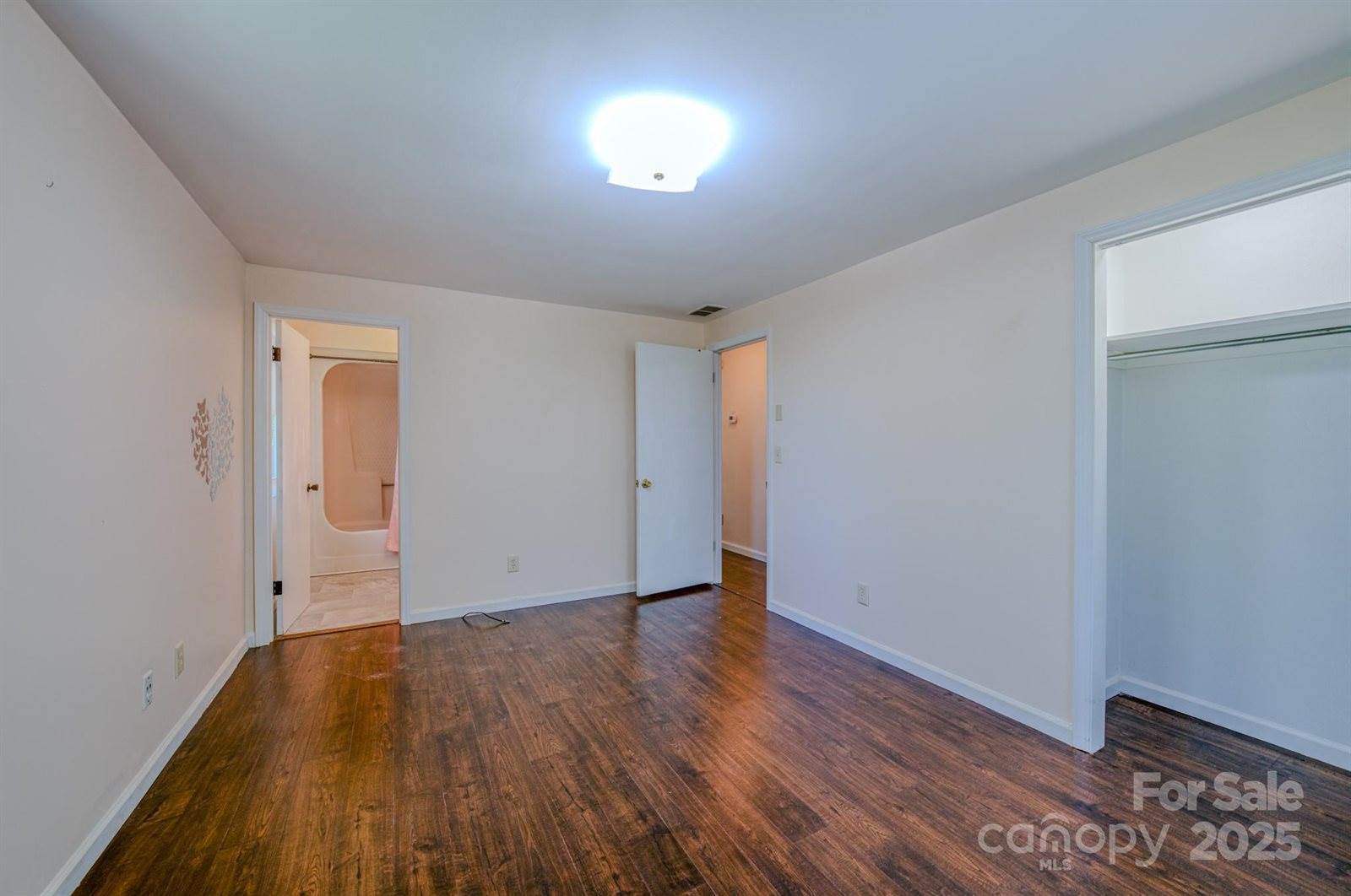 280 Fletcher View Drive, Fletcher, NC 28732