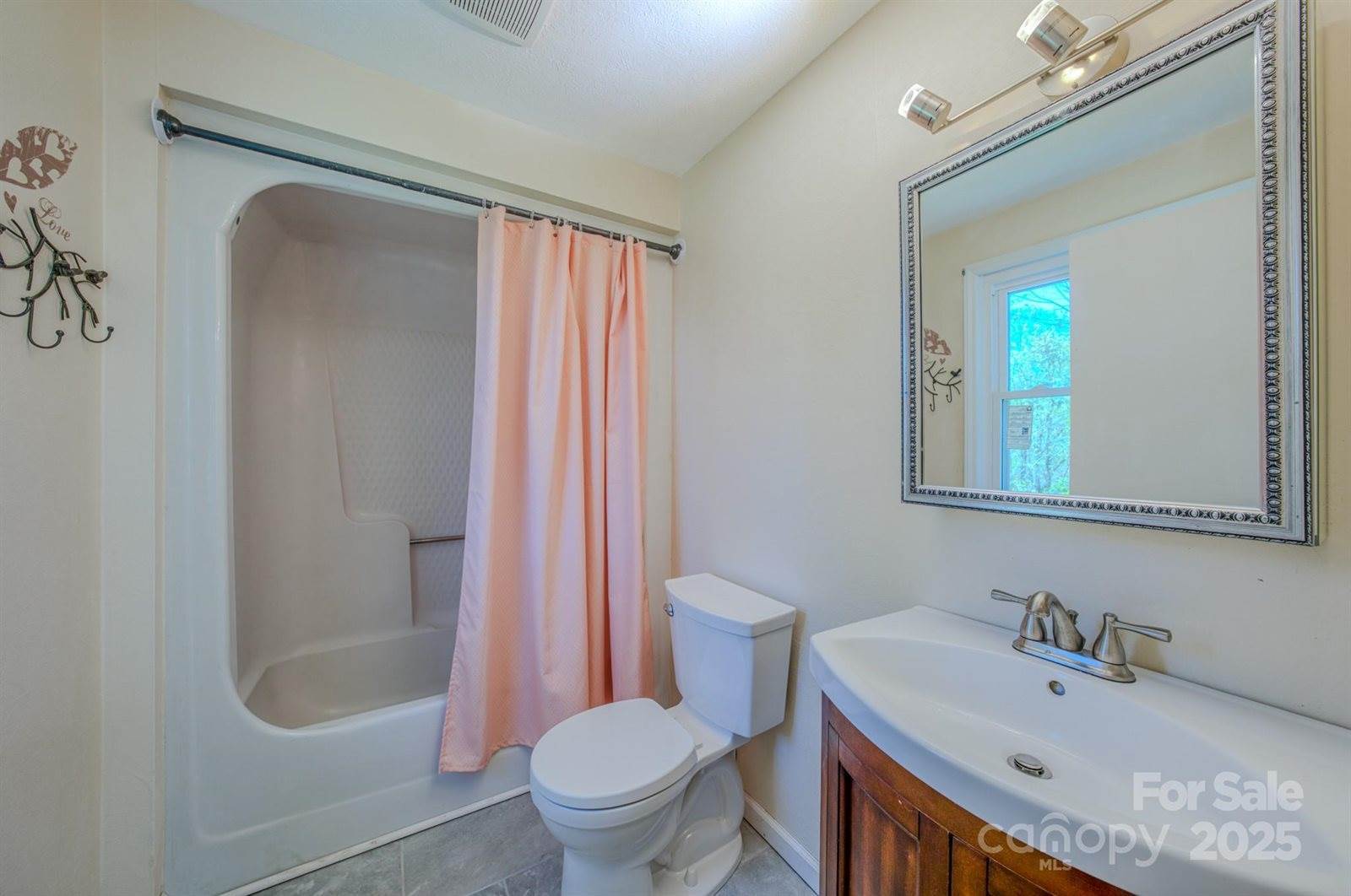 280 Fletcher View Drive, Fletcher, NC 28732