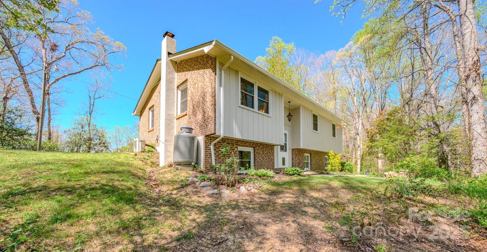 280 Fletcher View Drive, Fletcher, NC 28732