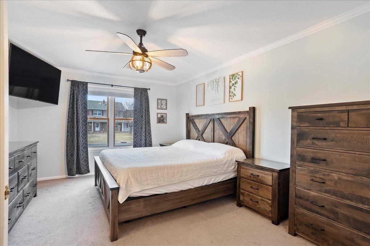 311 W Pine Street, Abbotsford, WI 54405