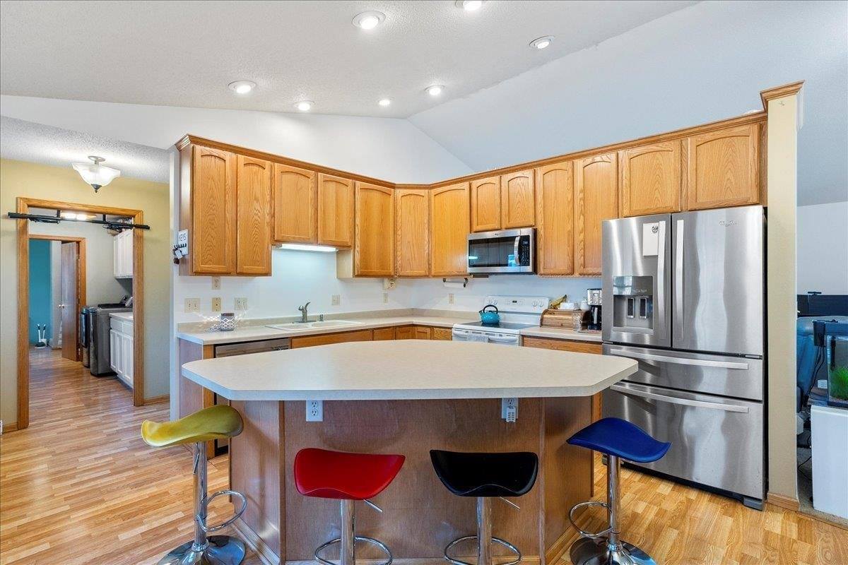 311 W Pine Street, Abbotsford, WI 54405