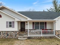 311 W Pine Street, Abbotsford, WI 54405