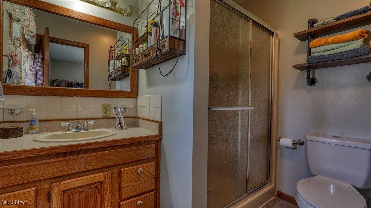 45446 Maple View Circle, Caldwell, OH 43724