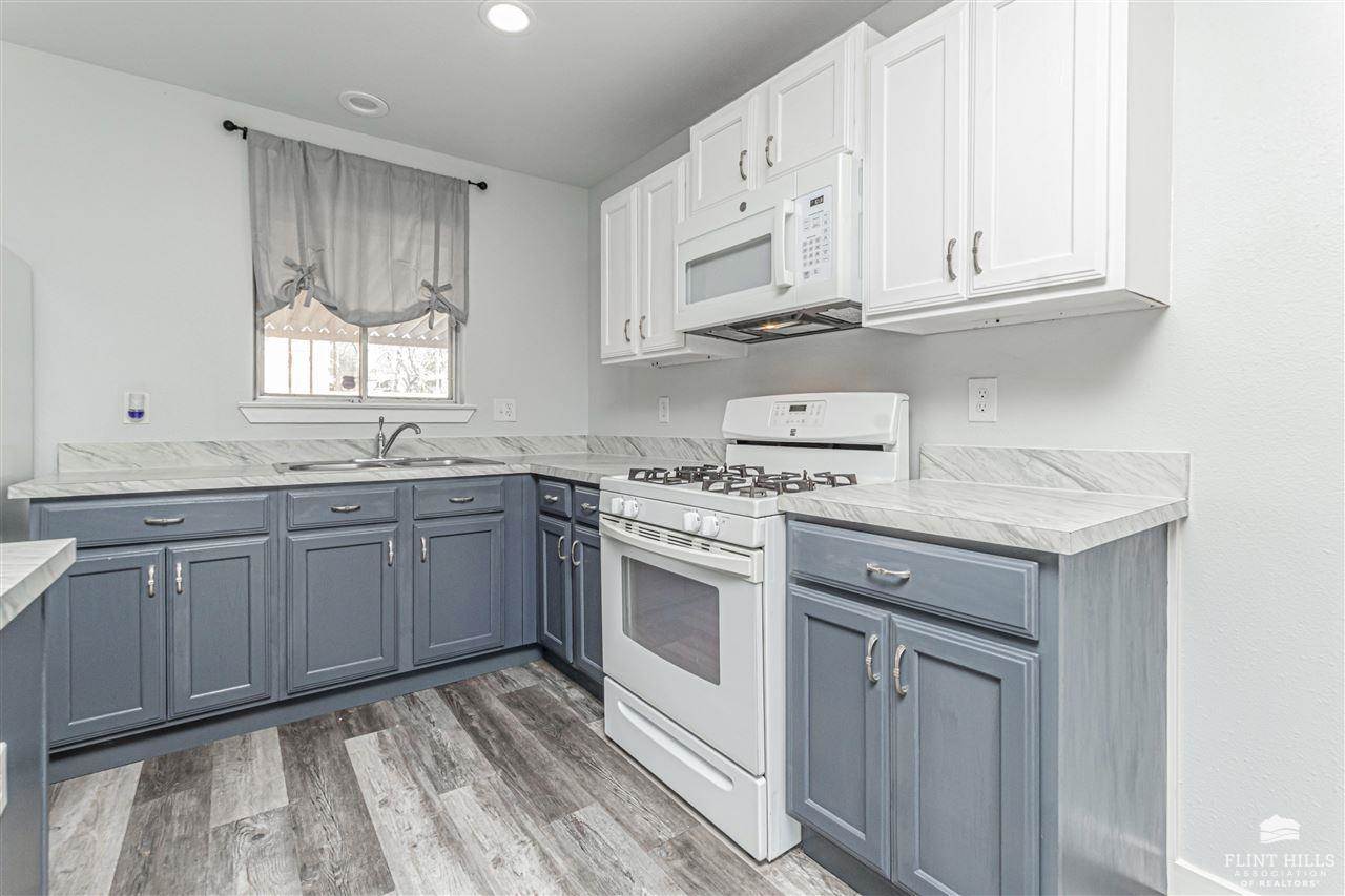 1618 Custer Road, Junction City, KS 66441