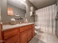 7335 Cottonwood Lane, Bismarck, ND 58503