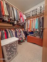 7335 Cottonwood Lane, Bismarck, ND 58503