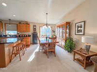 7335 Cottonwood Lane, Bismarck, ND 58503