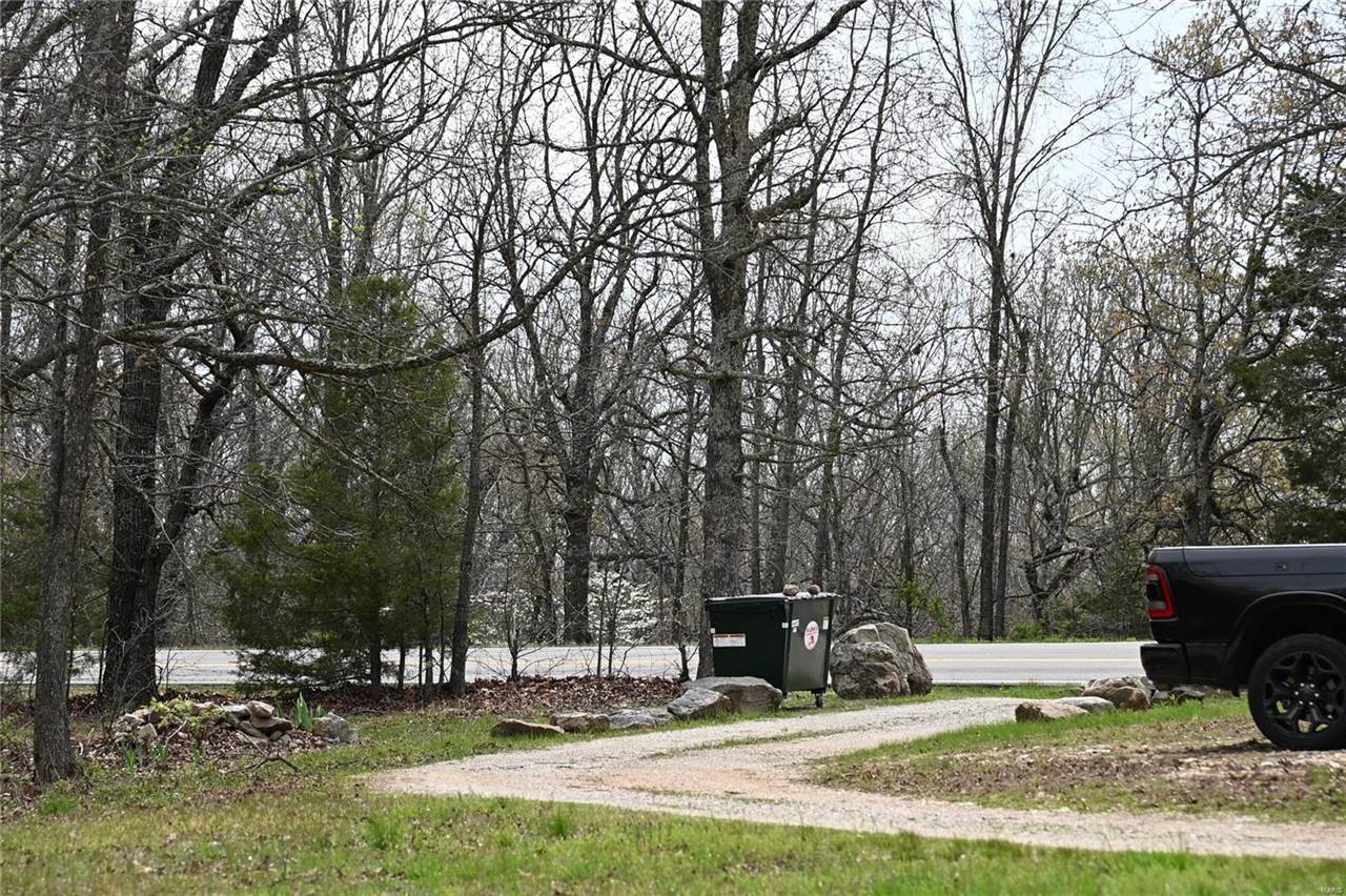 31980 Highway 17, Laquey, MO 65534