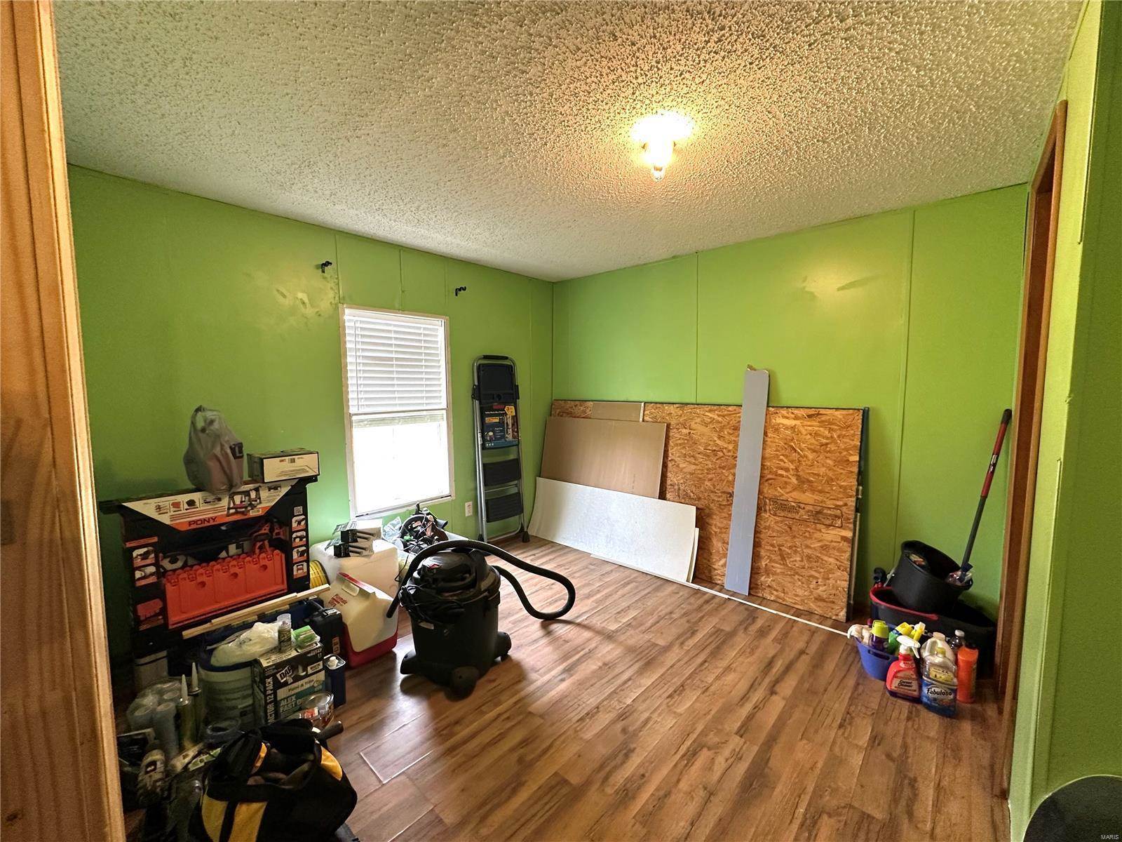 31980 Highway 17, Laquey, MO 65534